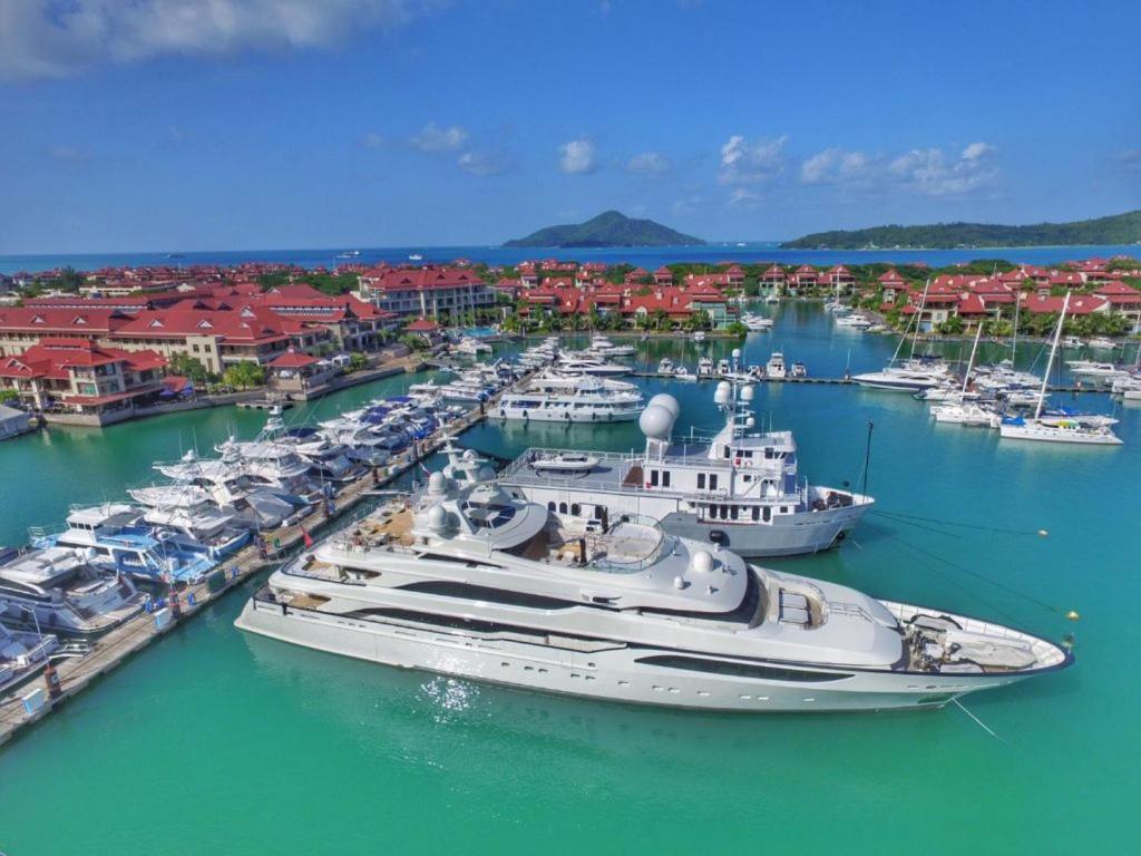 Eden Island Luxury Apartment Sea View ภายนอก รูปภาพ